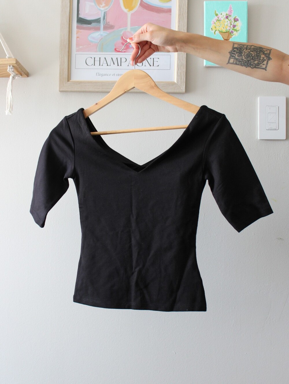 H&M V-Neck 3/4 Sleeve Top